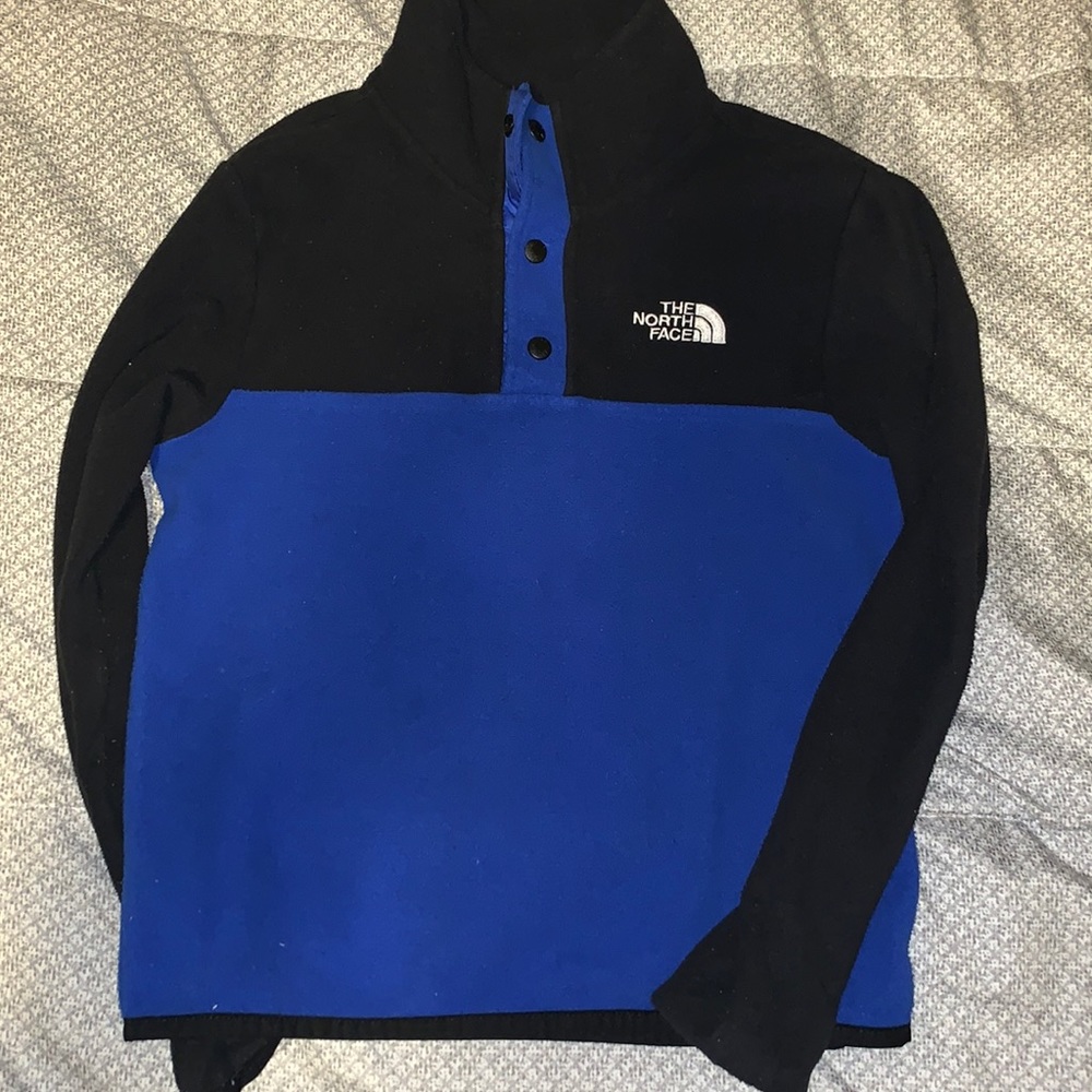 Boys north face hoodie